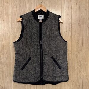 Old Navy Wool Quilted Black and White Herringbone Vest
